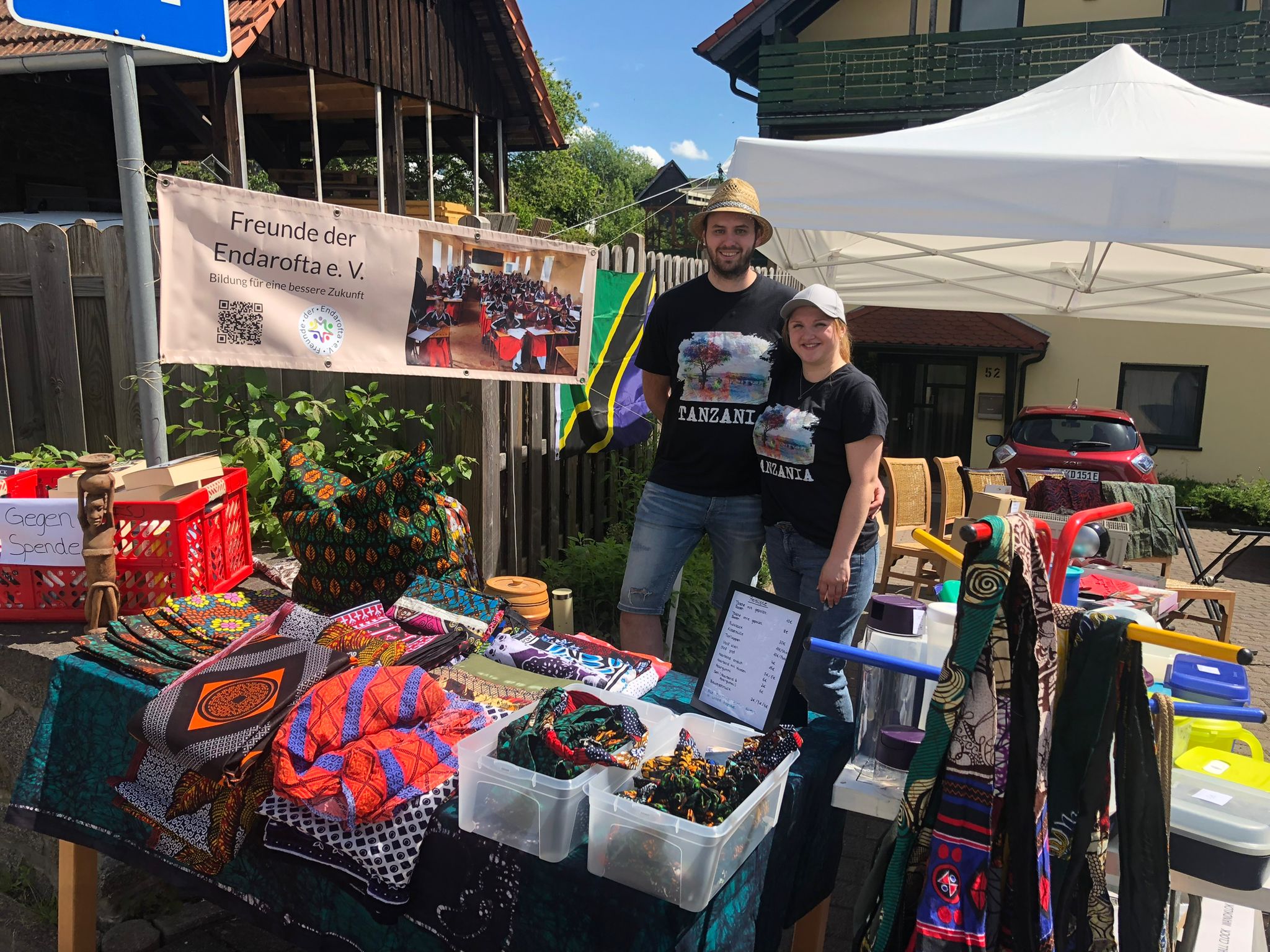 Photo of the flea market stand in Beedenkirchen