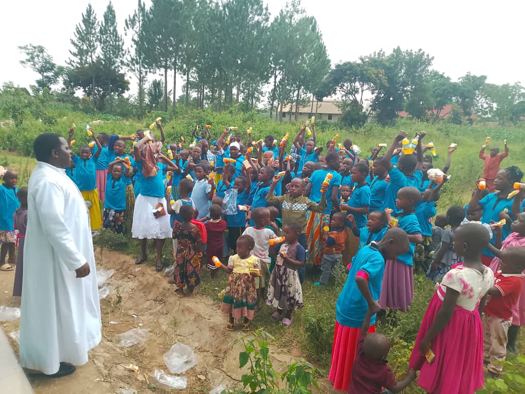 Picture of the children with their presents