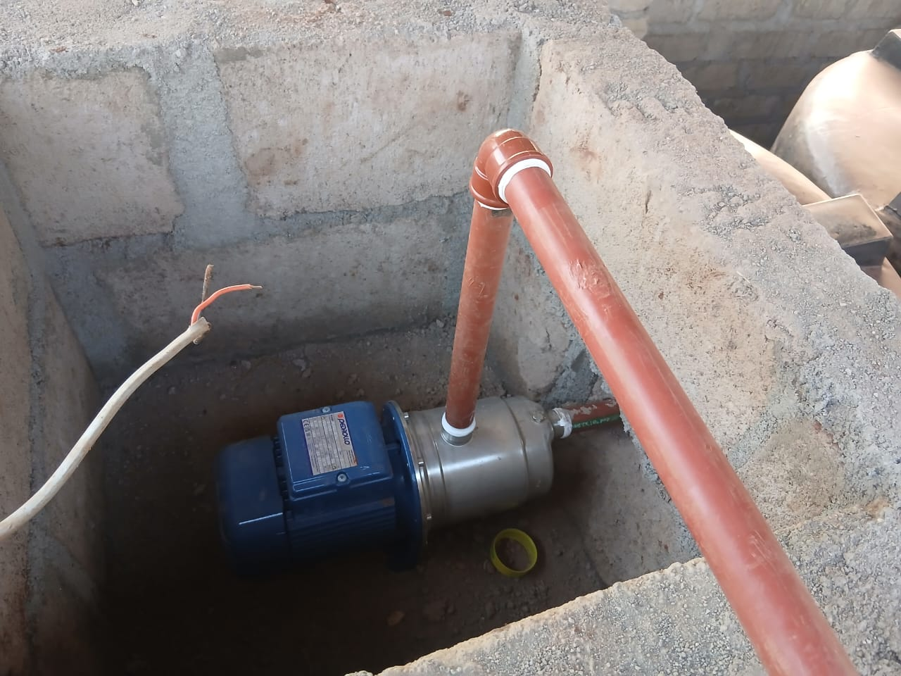 New water pump Photo of the new water pump